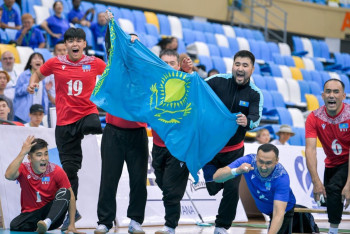 Фотография к новости: Девять медалей против семи: как паралимпийцы Казахстана обошли олимпийцев