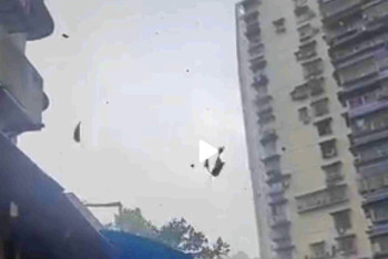 Ураган из трусов обрушился на китайский город Чунцин