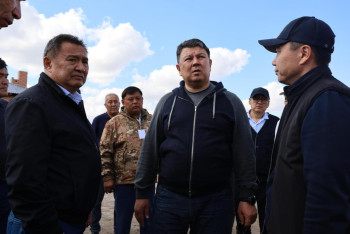 Фотография к новости: Канат Бозумбаев поручил ускорить строительство 99 домов в Акмолинской области