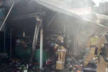 Фотография к новости: Пожар произошёл на рынке в Алматы