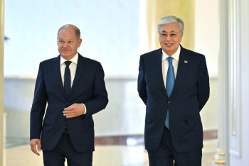 Фотография к новости: Токаев и Шольц приняли Совместную декларацию о сотрудничестве между Казахстаном и Германией