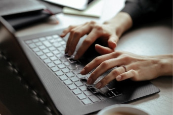 Фотография к новости: Четверо алматинцев наказаны за опросы на тему референдума по АЭС