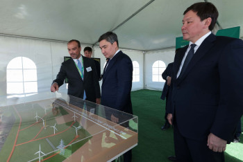 Фотография к новости: Нашей стране нужен альтернативный источник постоянной энергии - Олжас Бектенов