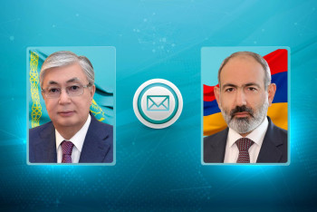 Фотография к новости: Токаев поздравил Пашиняна с Днём независимости Армении