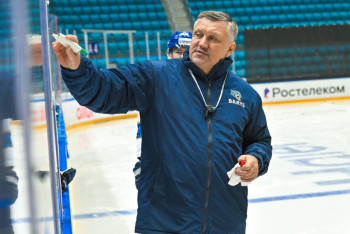 Фотография к новости: Олимпийский чемпион стал главным тренером "Барыса"