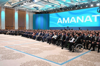 Фотография к новости: Токаев начал свое выступление на ІІ республиканском форуме депутатов маслихатов всех уровней