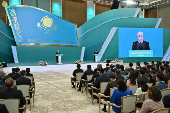 Фотография к новости: Токаев подчеркнул ответственность депутатов за мандат доверия народа