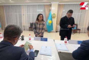 Фотография к новости: 239 казахстанцев могут проголосовать на референдуме по АЭС на избирательном участке в Пекине