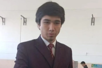 Фотография к новости: Одним из первых в Талдыкоргане проголосовал 18-летний Касым-Жомарт