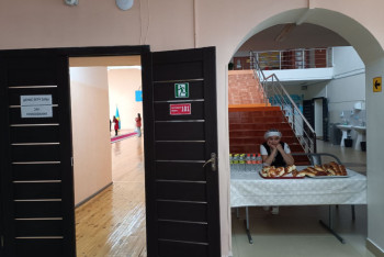 Фотография к новости: Мини-ярмарки, музыка и подарки: как проходит референдум в Костанае