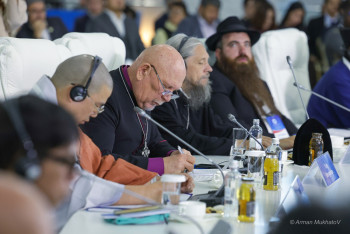 Фотография к новости: Прекратить кровопролитие призвали на секретариате Съезда лидеров мировых религий