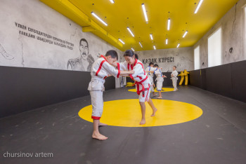 Фотография к новости: Новшества в Damubala возмутили родителей: под угрозой безопасность личных данных детей