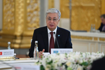 Фотография к новости: Президент Казахстана выступил на заседании Совета глав государств СНГ в узком составе