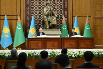 Фотография к новости: Казахстан примет участие в проектах по разработке газоконденсатных месторождений Туркменистана