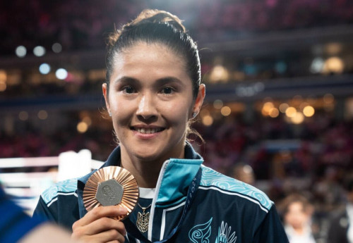 Фотография к новости: Назым Кызайбай стала капитаном сборной Казахстана по боксу