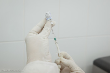 Фотография к новости: Вакцинация от ВПЧ: после школьниц в Казахстане хотят прививать взрослых