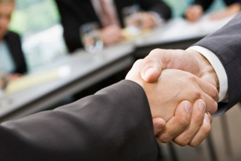 Фотография к новости: Помирились и договорились: число судебных дел с примирением сторон увеличилось в Казахстане