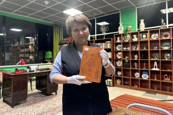 Фотография к новости: Древние рукописи и фонд редких книг: библиотекарь из Астаны поделилась удивительными фактами о работе