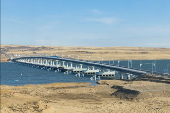 Фотография к новости: Имеет ли семья Даниала Ахметова отношение к самому длинному мосту в Казахстане