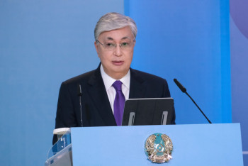 Фотография к новости: Президент поздравил казахстанцев с Днём Республики