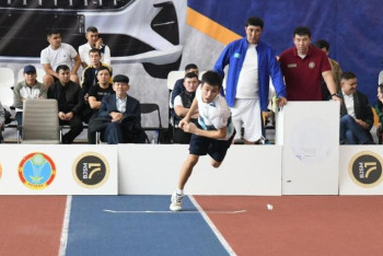 Фотография к новости: Автомобиль выиграл чемпион первого открытого турнира по асык ату в Астане