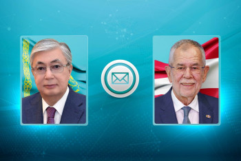 Фотография к новости: Токаев поздравил Федерального Президента Австрии