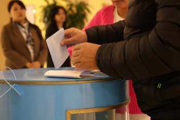 Фотография к новости: В Узбекистане проходят парламентские выборы