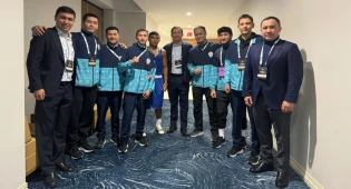 Головкин выступил на открытии первого чемпионата мира по боксу U19 World Boxing в США