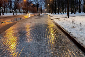 Фотография к новости: Гололед, туман, усиление ветра: прогноз погоды в Казахстане