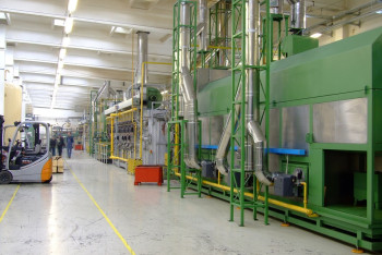 Фотография к новости: Как планируют победить "серый" импорт товаров, рассказал Канат Шарлапаев