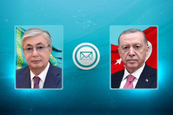 Фотография к новости: Токаев поздравил Эрдогана с Днем Республики