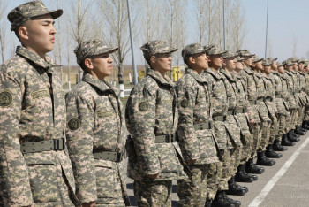 Фотография к новости: Солдатам-срочникам не увеличат денежное довольствие: с чем это связано