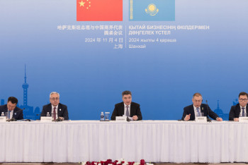 Казахстан и Китай подписали 8 коммерческих соглашений на 2,5 млрд долларов