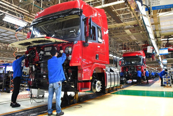 Фотография к новости: Китайские компании будут производить грузовики в Карагандинской области