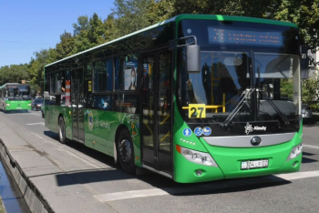 Фотография к новости: В Алматы за превышение скорости необоснованно штрафовали владельцев автобусов