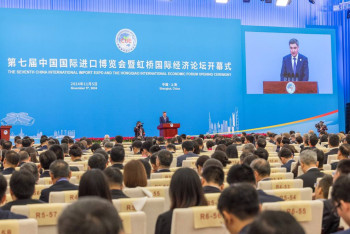 Фотография к новости: Премьер Казахстана на выставке в Шанхае отметил важность развития безбарьерной торговли с Китаем