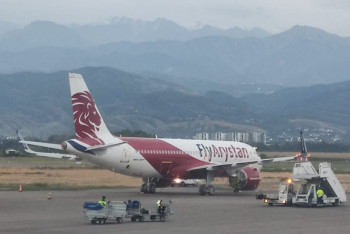 Фотография к новости: Унижают в аэропорту - Макпал Жунусова возмущена правилами авиаперевозки домбры