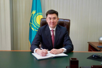 Фотография к новости: Бывший аким Павлодара Ануар Кумпекеев стал  акимом Кокшетау