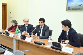 Фотография к новости: Парламентарии Казахстана и Бразилии отметили важную роль дипломатии