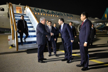 Фотография к новости: Касым-Жомарт Токаев прибыл в Баку