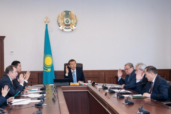 Фотография к новости: Избраны зампредседателя и секретарь ЦИК Казахстана