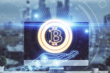 Фотография к новости: Стоимость биткоина впервые в истории превысила 90 тысяч долларов