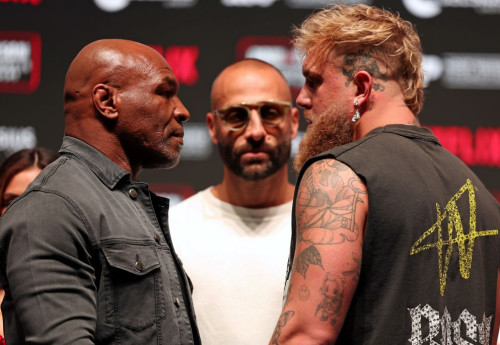 Фотография к новости: Видеоблогер победил легендарного Майка Тайсона