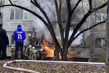 Фотография к новости: Ребёнка спасли из горящей квартиры в Алматы