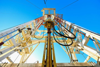 Фотография к новости: КМГ и Татнефть приступили к бурению первой поисковой скважины