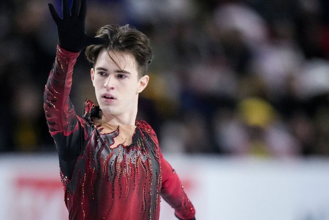 Фотография к новости: Фигурист Михаил Шайдоров завоевал серебро на Гран-при в Китае