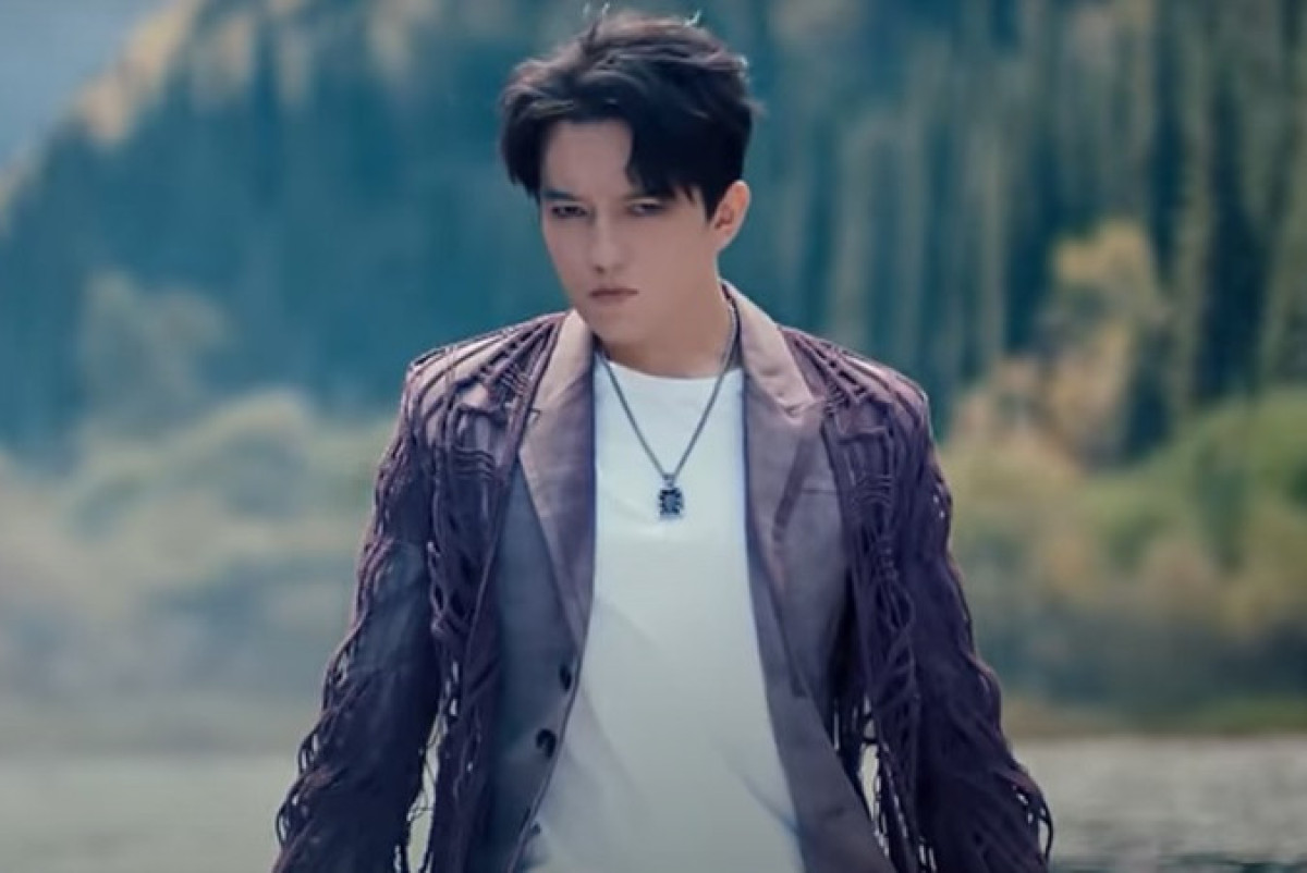 cкриншот из видео