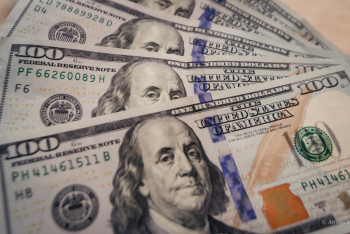 Фотография к новости: Доллар в обменниках подскочил уже до 510 тенге