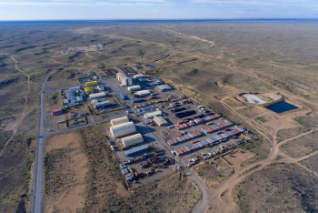 Фотография к новости: Путь в 23 года: как туркестанец вырос от охранника до специалиста на урановом месторождении