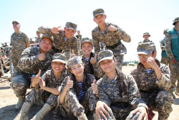 Фотография к новости: Чем занимаются и чего добиваются юнармейцы из Алматы